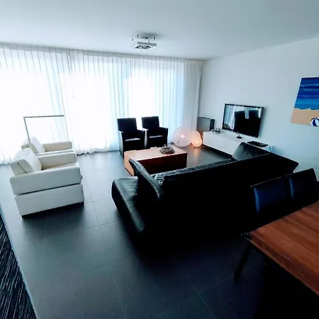 Апартаменты Penthouse Met Groot Terras *