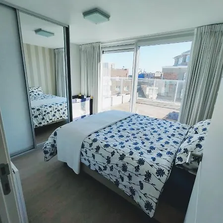 Penthouse Met Groot Terras Ostend